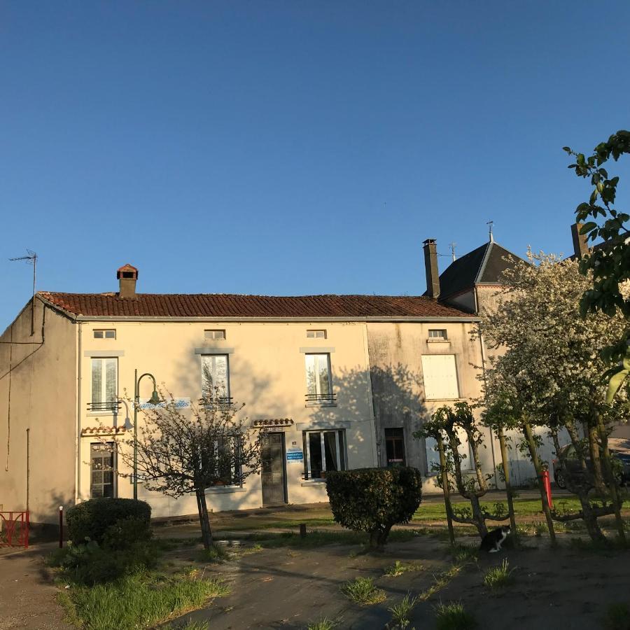 Chambres D'Hotes Bienvenue LʼAbsie Екстериор снимка